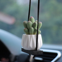 Résine unique Cactus Succulent Car Hanging Ornament Décoration intérieure de voiture pour rétroviseur