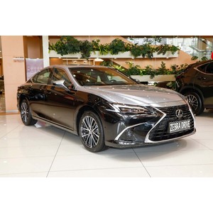 Auto Usado, Gasolina, Transmisión Automática, Tracción en Dos Ruedas, <span class=keywords><strong>Lexus</strong></span> <span class=keywords><strong>ES</strong></span> 2026 200 Moon Shadow Edición Especial Bicolor, 10 Bolsas de Aire, Faros LED, Techo Corredizo, Aire Acondicionado Automático - Product Image 3
