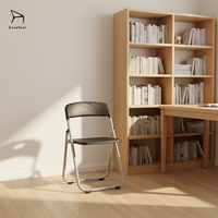Chaise de salle à manger simple en plastique, structure pliable, légère, facile à transporter, pour usage intérieur et extérieur