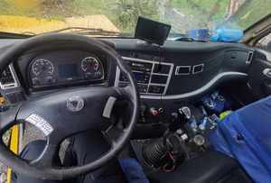 รถเครนมือสอง XCM QY40KC 40T รถเครนเคลื่อนที่พร้อมส่วนประกอบเครื่องยนต์หลักในสภาพใช้งาน - Product Image 5