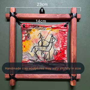 Pendentif Petroglyph Spirit Drover fait main avec cadre en bois, Talisman de la Voie de la Soie Ancienne pour la Manifestation et la Purification. - Product Image 2