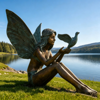 Sculpture en bronze coulé personnalisable de fée assise avec oiseau, style romantique européen, pour la décoration de jardin et de pelouse