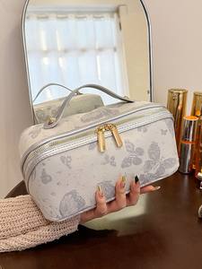 Sacs de toilette et de maquillage portables à grande capacité, en soie PU, avec fermeture éclair, nouvelle mode personnalisée - Product Image 4