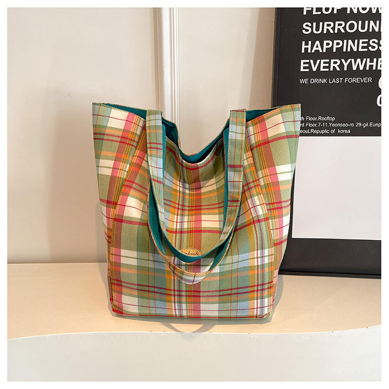 ลายตารางหมากรุกสีเหลือง