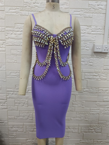 Abito da sera lusso viola con perline pesanti, scollo a spalline sottili, lunghezza al ginocchio, con strass, ideale per cocktail party - Product Image 5