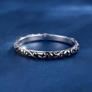 Anello nuziale in acciaio inossidabile H429, placcato argento antico, con motivo vegetale, unisex, per matrimonio - Product Image 4