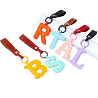 Porte-clés en cuir PU avec initiale 26 lettres, breloque de sac personnalisée avec monogramme, accessoire tendance pour clés de voiture, cadeau en gros