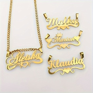 Collana Personalizzata con Nome in Oro K18 con Catena Cubana e Lettera Inglese d'Amore da Donna - Product Image 3