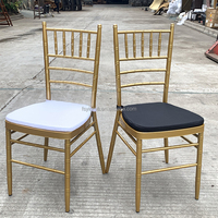 Chine Vente en gros Tissu empilable Noir Chiavari Métal Coussin moderne Or Guangzhou Chaises pliantes Ningbo Shanghai Chivari