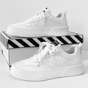 Sneakers da uomo alla moda scarpe Casual ad alta definizione con tela di buon uso - Product Image 1