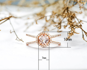 Anello Creativo a Linee Incrociate per Donne, Fascia Aperta Stratificata, Accessorio Gioiello per Outfit Quotidiani e Feste - Product Image 5