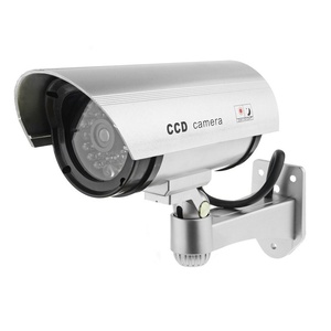 <span class=keywords><strong>กล้อง</strong></span><span class=keywords><strong>วงจรปิด</strong></span>จำลองรุ่น 11A สีเงิน พร้อมไฟ LED สีแดงกระพริบ มีสติกเกอร์เตือนสำหรับผู้บริโภค - Product Image 3