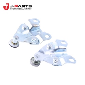 ขายึดหลังคาเลื่อนด้านหน้า สำหรับ Toyota HIACE KCH10 Granvia ปี 2000-2002 อะไหล่แท้หมายเลข 63241-26030 6324126030 - Product Image 1