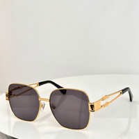 Lunettes de soleil unisexes classiques à monture carrée en métal, verres dégradés UV400, pour femmes et hommes, en or et couleur claire