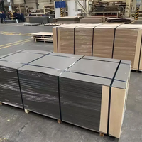 Panneau MDF noir, panneau de fibres à densité moyenne coloré, panneau MDF brut uni pour le traitement CNC des meubles et la décoration intérieure