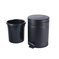 Poubelle de luxe antirouille de 1,3 gallon pour intérieur, petite poubelle à pédale pour salle de bain, mini poubelle à pédale en métal noir avec couvercle en fer