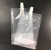 Emballage de jus de boisson PET/PE biodégradable jetable personnalisé étanche à l'humidité sécurisé sac de boisson à bec debout gravure de poche