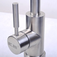 Acier inoxydable 304 316 Gourmet Mélangeurs d'évier de cuisine Robinets d'eau chaude et froide