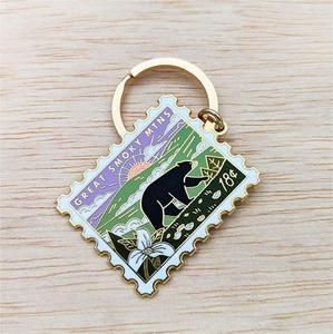 Portachiavi Custom Factory Free Design grandi montagne fumose parco nazionale timbro oro metallo duro smalto portachiavi portachiavi portachiavi - Product Image 2