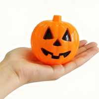 Ember labu ramah lingkungan dengan desain tutup terbuka untuk pesta karnaval dan kotak buta Gashapon Halloween