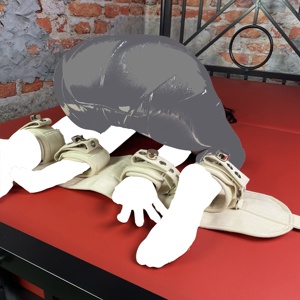 Cinghie di Contenzione per Caviglie e Polsi con Chiusura Magnetica di Sicurezza, Set di Costrizioni per Letto BDSM - Product Image 2