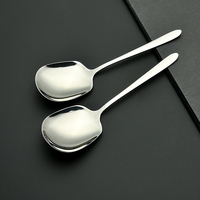 Cuillère en métal en acier inoxydable avec logo personnalisé pour hôtel et restaurant Grande cuillère de service pour buffet Vente en gros