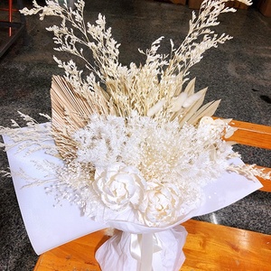 Ramo <span class=keywords><strong>de</strong></span> Flores Secas Naturales al por Mayor con Arreglos <span class=keywords><strong>de</strong></span> Rosas Preservadas para Decoración del Hogar y Ramos <span class=keywords><strong>de</strong></span> Boda - Product Image 3