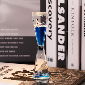 Adorno de gota de aceite con forma de astronauta espacial, reloj de arena triangular, juguete para niños, regalo de cumpleaños, decoración - Product Image 2