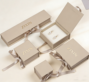 Elegante Scatola <span class=keywords><strong>Portagioie</strong></span> con Nastro, Confezione in Cartone di Alta Qualità per Esposizione e Regalo, Vendita all'Ingrosso - Product Image 1