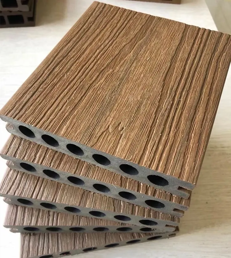 Fabricación WPC Outdoor Composite Wood Plastic Flooring WPC Decking Floor Piscina Flooring