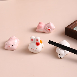 Turning Direction Ceramic Animal Chopstick Holders 3D Cartoon Decorative For Home Hotel Dining Table - Product Image 1
