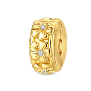 Esta delicada, hipoalergénica y elegante joya/obsequio está hecha de latón blanco y cuenta con una cuentas protectora. - Product Image 2