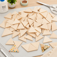 Triangle en bois brut non fini en bois de balsa naturel, pièce vierge pour l'artisanat DIY et les décorations de fêtes