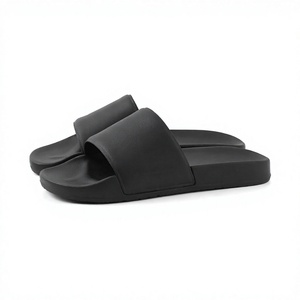 Pantuflas Personalizadas con Logotipo para Hombre, Diseño Descalzo, Punta Abierta, EVA, Goma, Espuma Viscoelástica Suave y Flexible, para Uso en Hoteles - Product Image 3
