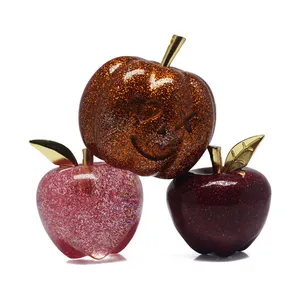 Customize apple Resin home decorations tablestop ornament sculptural resin figurines apple