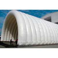 Hélicoptère étanche entrepôt tente gonflable hangar anémomètre gonflable avion hangar