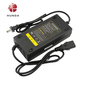 <span class=keywords><strong>Chargeur</strong></span> de batterie lithium-ion 16,8V 25,2V 3A 4A 5A pour <span class=keywords><strong>hoverboard</strong></span>, compatible avec les batteries de la série 6 21,6V 22,2V <span class=keywords><strong>24V</strong></span> avec connecteur GX16 3 broches - Product Image 2