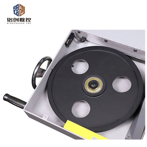 Certifié CE Shandong Mingchuang CNC Horizontal Métal <span class=keywords><strong>Scie</strong></span> <span class=keywords><strong>à</strong></span> <span class=keywords><strong>ruban</strong></span> Machine 0-60 Degrés Angle De Coupe Manuel Tension Lame Gear Core - Product Image 6