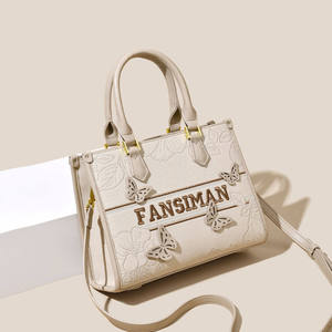 Sac fourre-tout de créateur haut de gamme pour femmes, sac à bandoulière en cuir PU de haute qualité, sac à main de luxe pour femmes, sac de soirée - Product Image 2