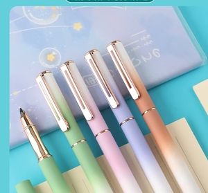 Stylo effaçable à dégradé de couleurs, cartouche d'encre rechargeable, logo personnalisé, pour la pratique de l'écriture manuscrite <span class=keywords><strong>des</strong></span> élèves du primaire, fournitures scolaires, cadeau - Product Image 3