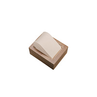 Présentoir de Luxe Personnalisé HUAXIN pour Montres Homme en Bois, MDF et Acrylique Écologique avec Support en C et Coussin pour Magasin de Détail