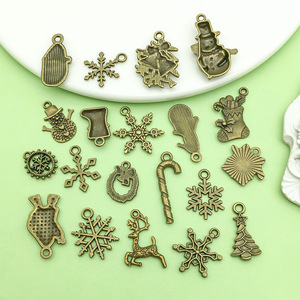 Colgantes de aleación de bronce antiguo de Navidad con formas variadas para accesorios de joyería DIY - Product Image 2