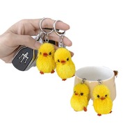 Pendentif en peluche canard en fausse fourrure mignon, porte-clés de voiture en alliage, poupée exquise pour sac d'école, cadeau pour couple