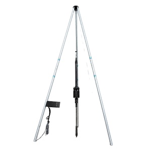 Équipement de test de sol par pénétration standard avec trépied et unité de contrôle pour des mesures SPT précises - Product Image 1