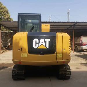Excavatrice sur chenilles d'occasion CAT 305.5E2, 95% neuve, 5,5 tonnes, mini-excavatrice Caterpillar d'occasion - Product Image 1