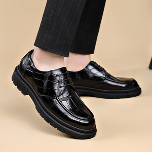Chaussures habillées pour homme en cuir véritable, style Oxford, bout rond, à lacets, semelle en caoutchouc antidérapante, pour mariage et affaires, style automne - Product Image 2