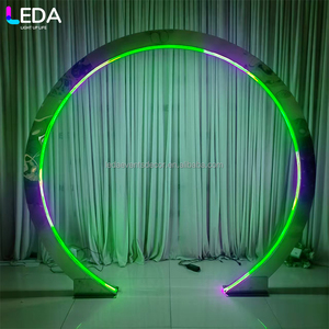 <span class=keywords><strong>Arche</strong></span> <span class=keywords><strong>Ronde</strong></span> Gonflable LEDA Effet Miroir avec Tunnel Lumineux LED et Structure Métallique <span class=keywords><strong>pour</strong></span> Allée de Mariage et Événements - Product Image 3
