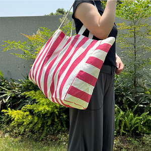 Bolsa de Hombro Personalizada Reutilizable Ecológica 100% Algodón con Rayas de Color en Contraste para Viajes - Product Image 3