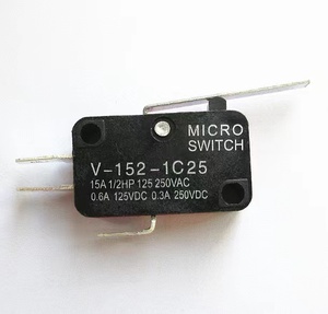<span class=keywords><strong>Micro</strong></span>-interrupteur à contact plastique noir SPDT V-152-1C25, <span class=keywords><strong>220V</strong></span> AC 12VDC 15A IP11, 30000 cycles, température de fonctionnement -25°C +85°C - Product Image 2