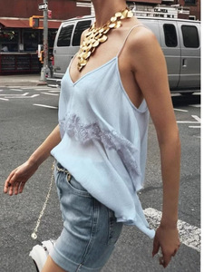 Débardeur Femme Style <span class=keywords><strong>Euro</strong></span>-Américain Nouvelle Collection Printemps 2026, Qualité Supérieure, Décoration Dentelle, Bretelles Ajustables, Col en V Profond - Product Image 3
